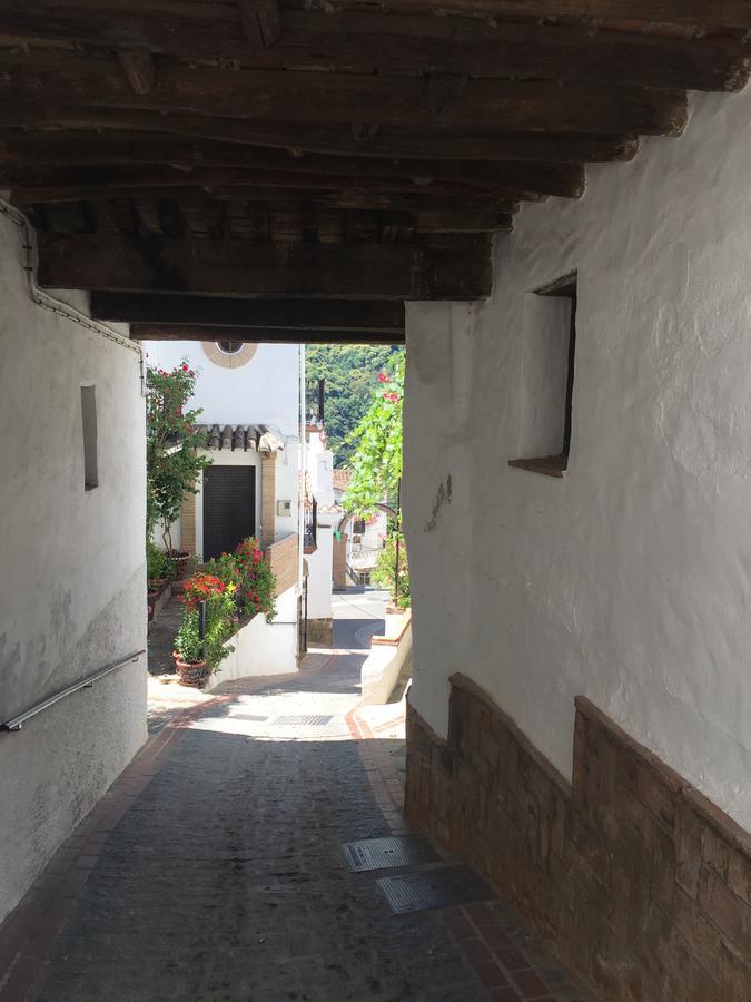 Villa Casa La Puente Jubrique Exterior foto